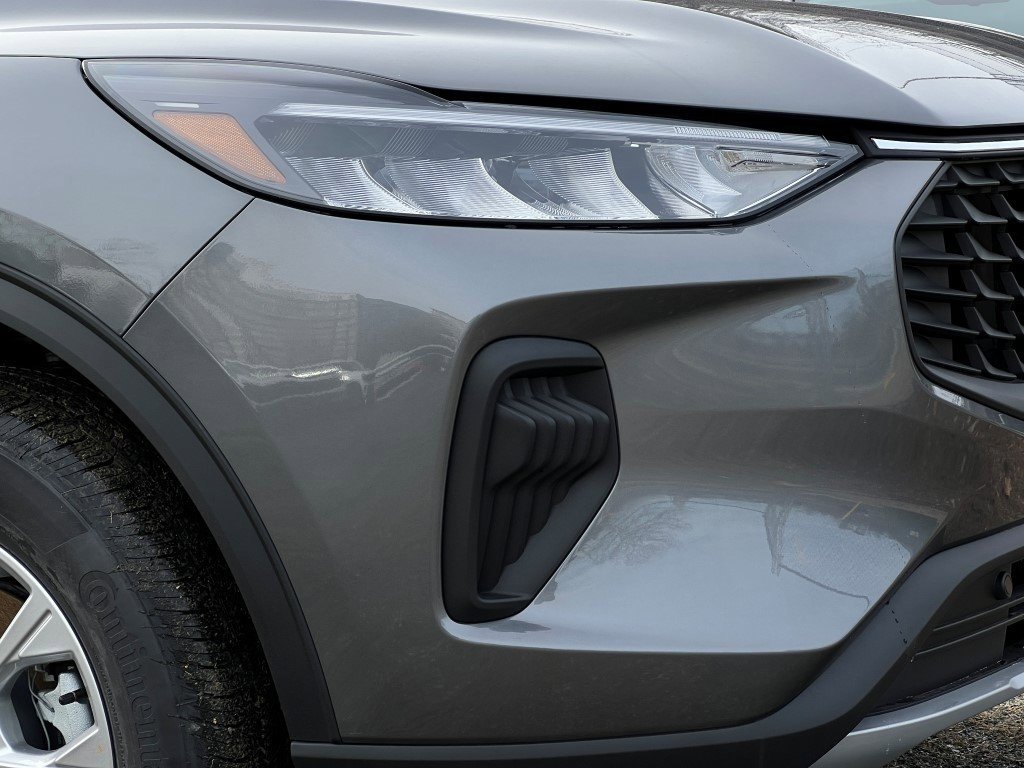 New 2026 Ford Escape Active w/ Active Premium Tech Pack AWD/4WD image 2