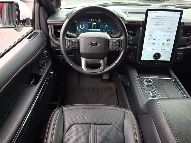 Used 2023 Ford Expedition Limited AWD/4WD image 11