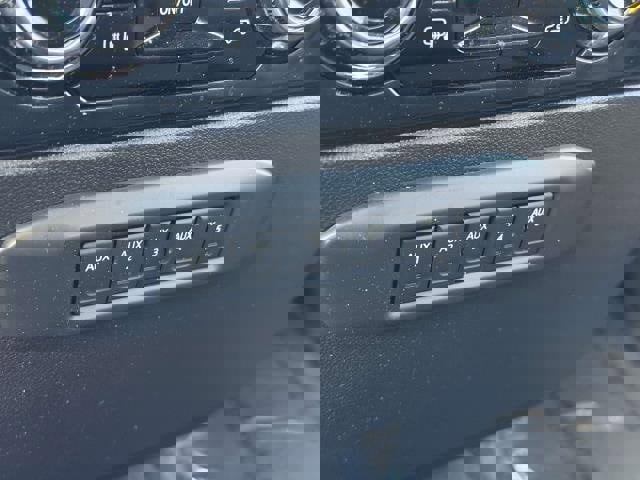 Used 2024 GMC Sierra 3500 SLE image 30