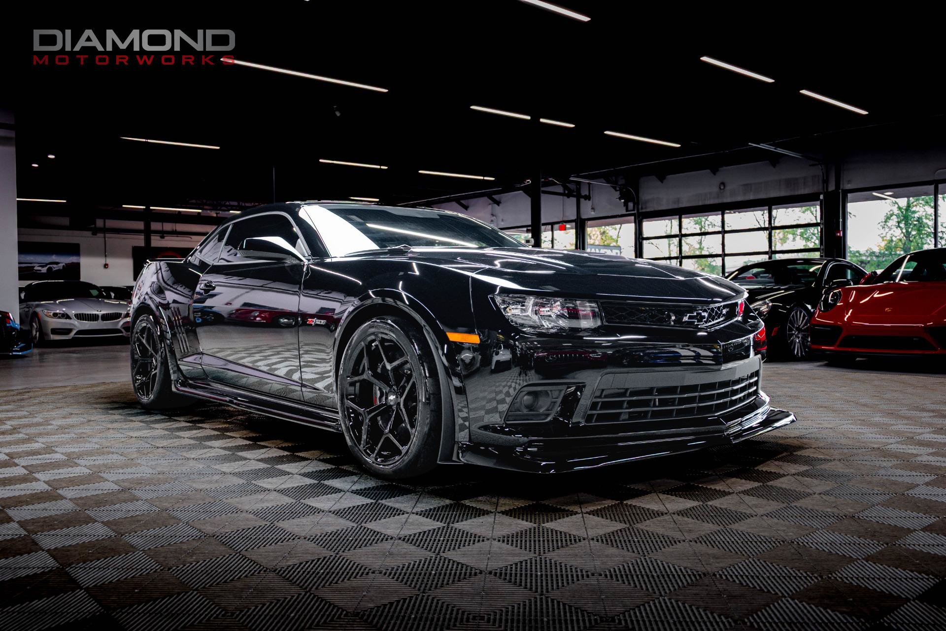 Used 2015 Chevrolet Camaro Z/28 RWD image 32