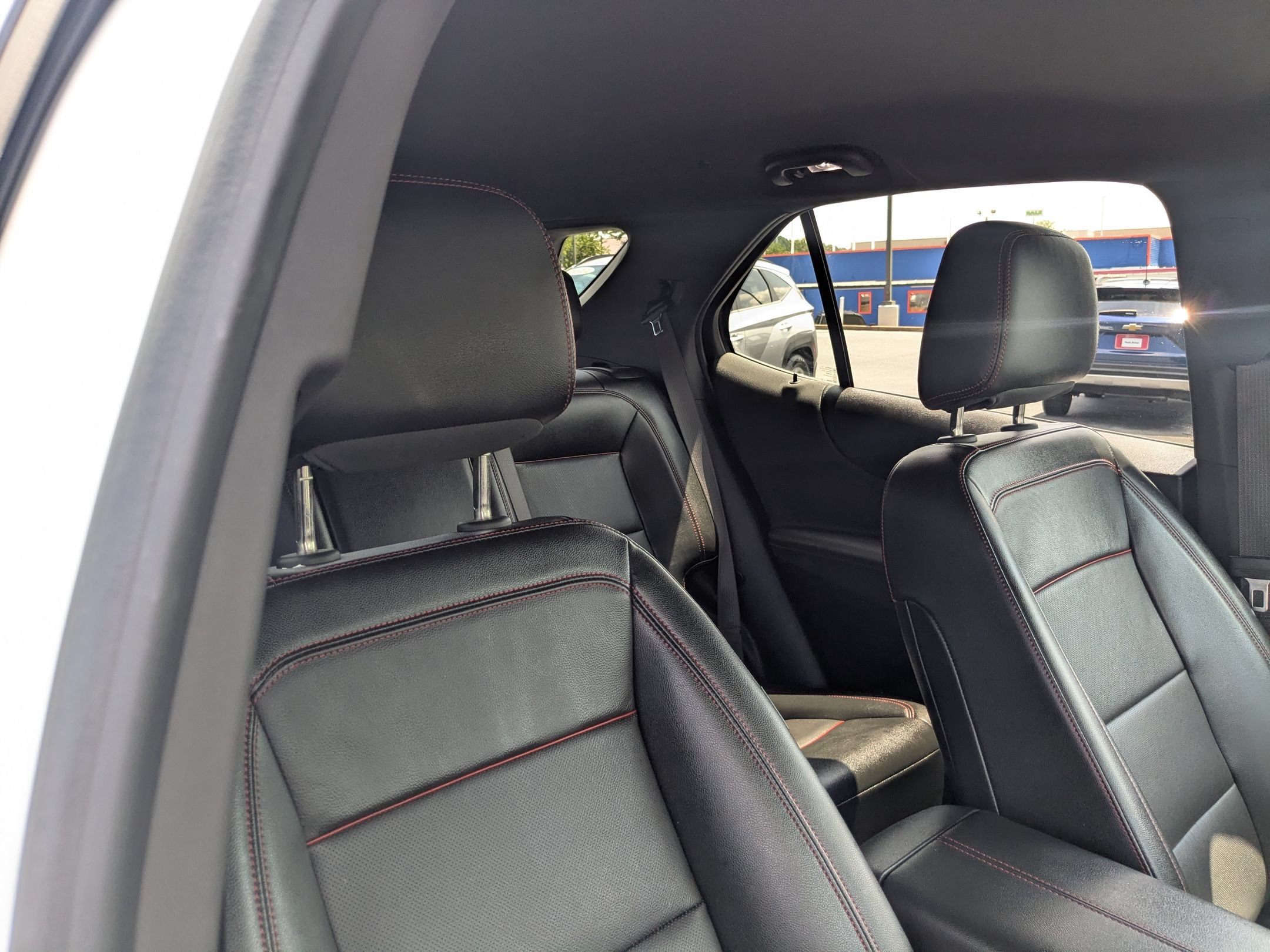 Used 2024 Chevrolet Equinox RS w/ RS Leather Package FWD image 27