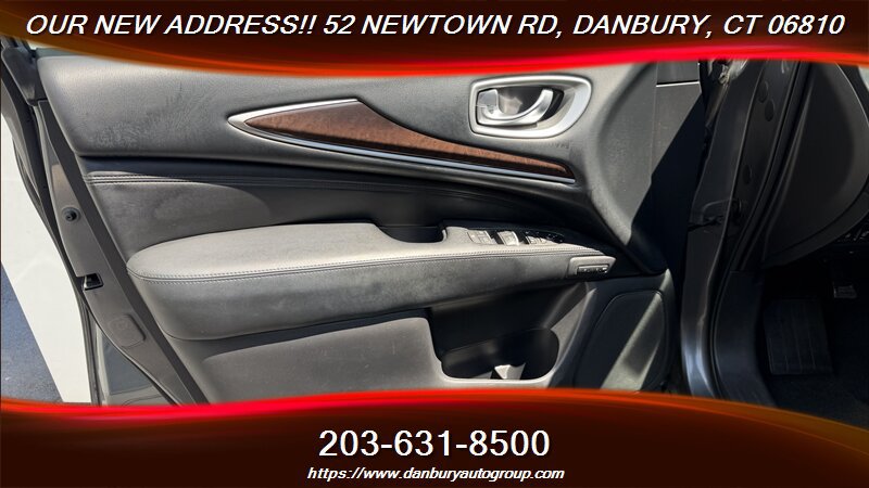 Used 2015 INFINITI QX60 Luxe w/ Deluxe Touring Package AWD/4WD image 11