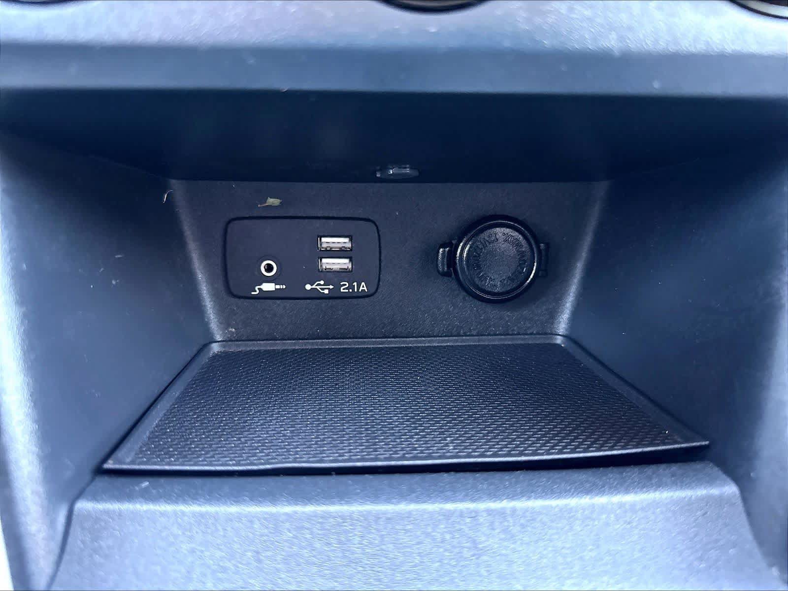 Used 2019 Subaru Forester Premium w/ All-Weather Package AWD/4WD image 37