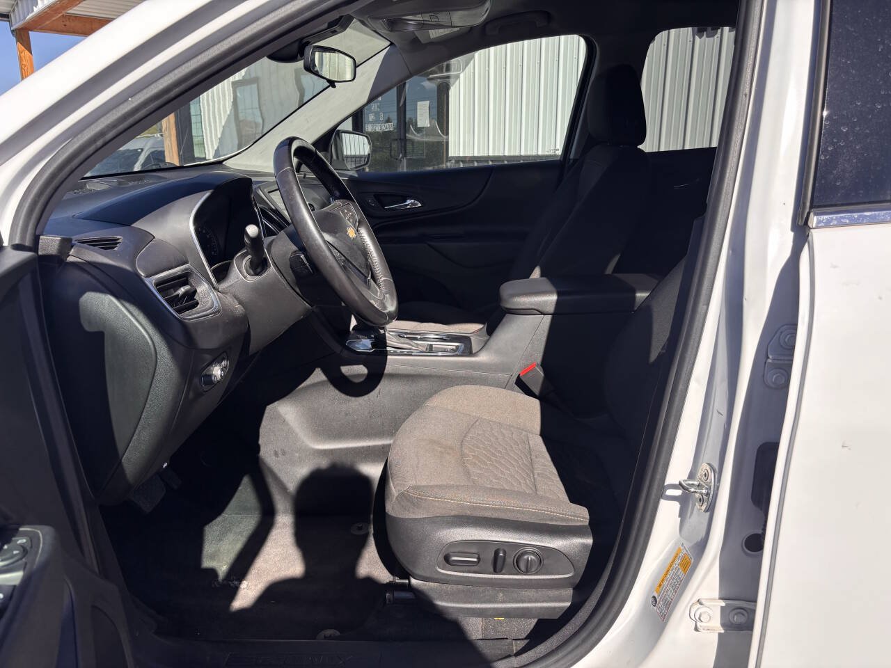 Used 2020 Chevrolet Equinox LT w/ Driver Convenience Package FWD image 15