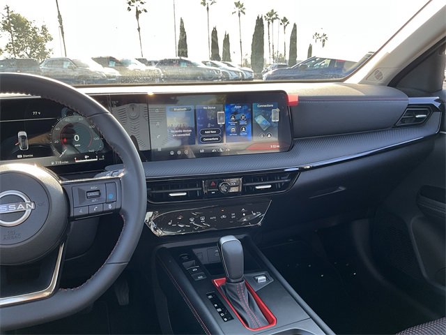 New 2026 Nissan Kicks SR w/ Cold Weather Package image 6
