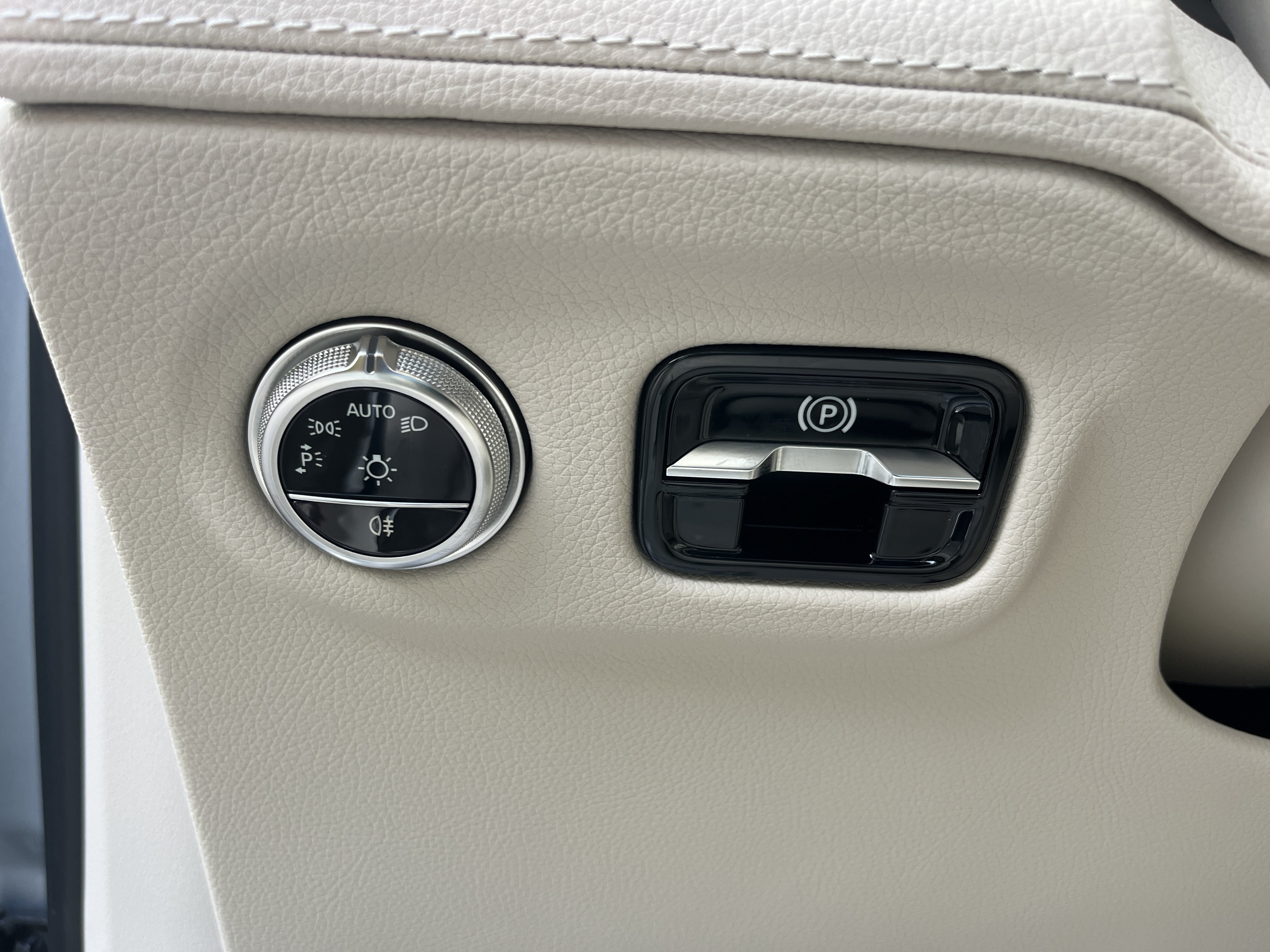 New 2027 Mercedes-Benz EQS 400 4MATIC SUV image 25