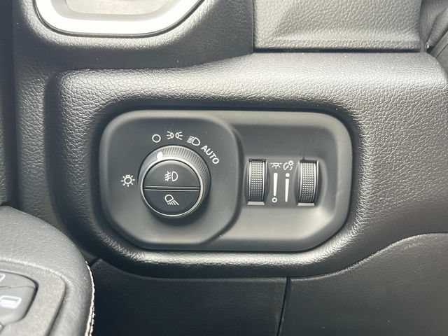 New 2026 RAM 2500 Laramie AWD/4WD image 20
