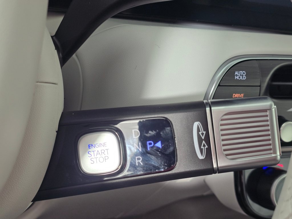 Used 2026 Hyundai Palisade SEL AWD/4WD image 16