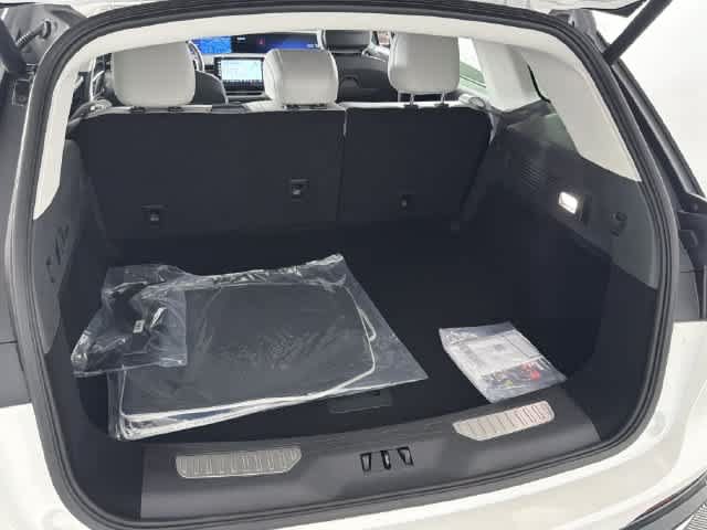 New 2026 Lincoln Nautilus Premier AWD/4WD image 21