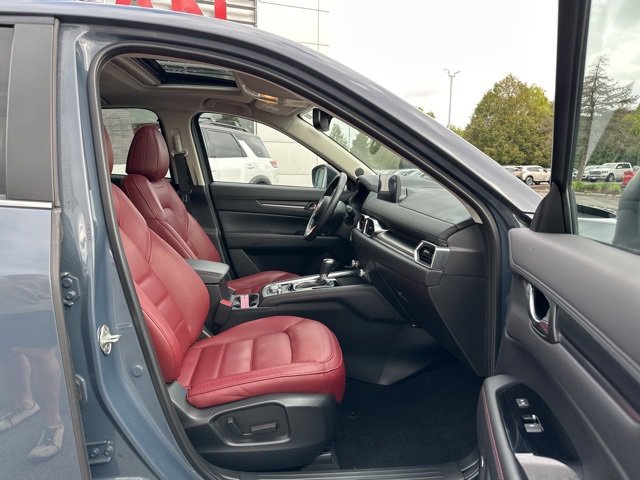 Used 2021 MAZDA CX-5 Carbon Edition image 17