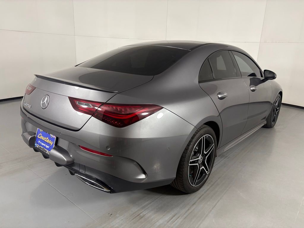 Used 2025 Mercedes-Benz CLA 250 image 10