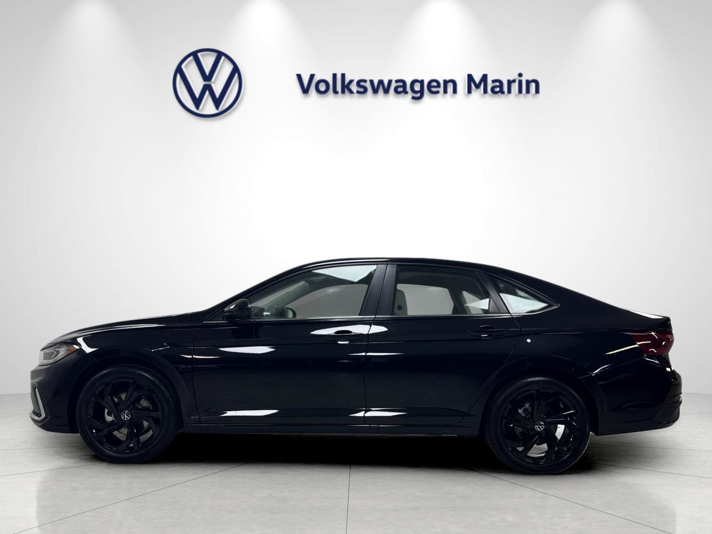New 2026 Volkswagen Jetta SE FWD image 2
