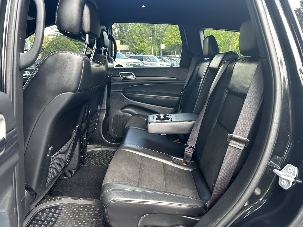 Used 2021 Jeep Grand Cherokee Laredo X AWD/4WD image 15