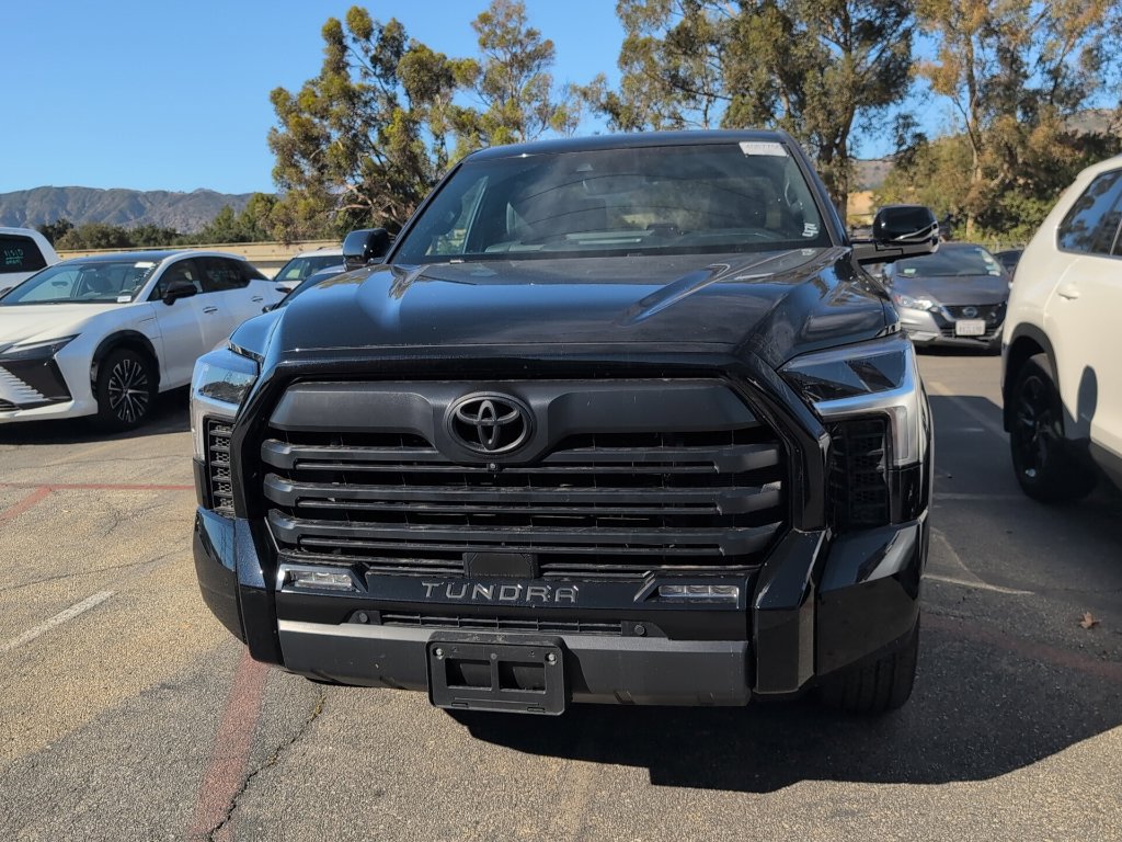 Used 2026 Toyota Tundra Limited AWD/4WD image 8