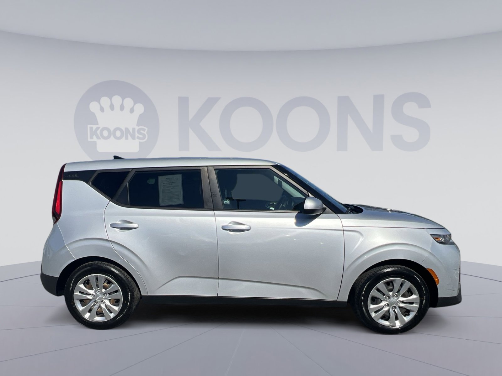 Used 2021 Kia Soul LX image 8