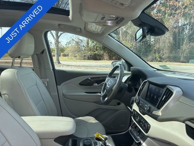 Used 2020 GMC Terrain Denali w/ Denali Premium Package FWD image 23