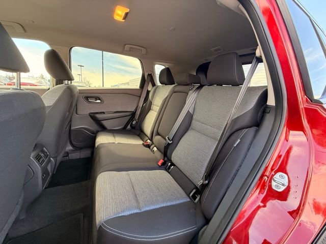 Certified 2023 Nissan Rogue SV image 16