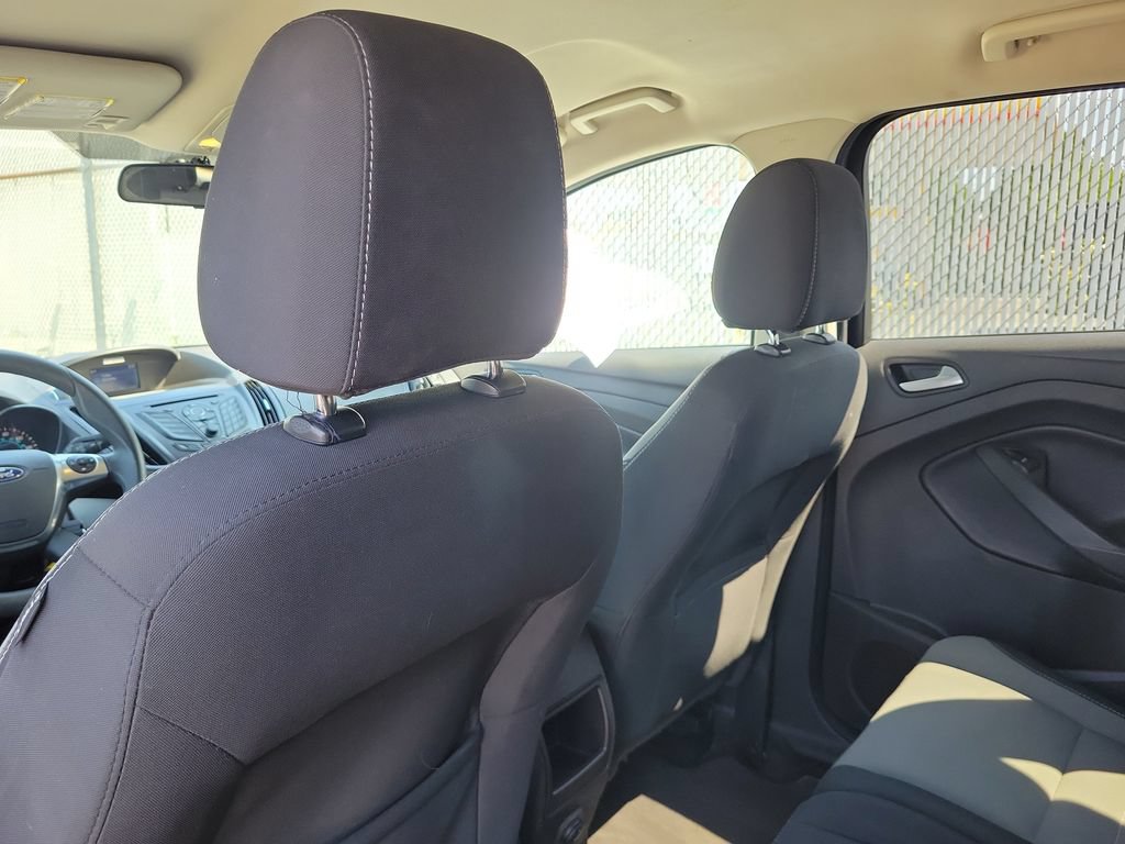 Used 2015 Ford Escape SE FWD image 10