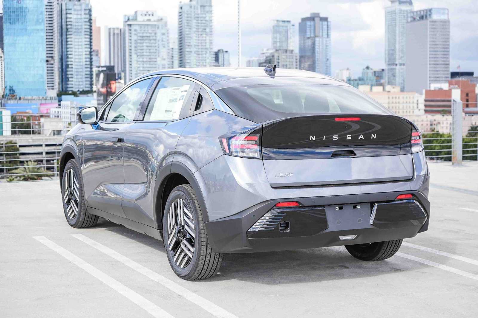 New 2026 Nissan Leaf SV+ w/ Floor Mat Package (SV+) FWD image 8