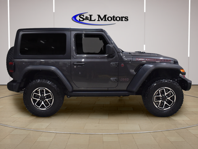 Used 2024 Jeep Wrangler Rubicon w/ Steel Bumper & Winch Group AWD/4WD image 9