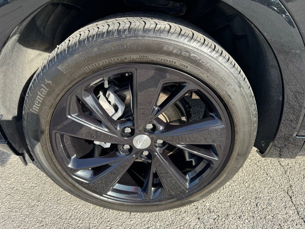 Used 2021 Buick Envision Essence w/ Technology Package I image 10