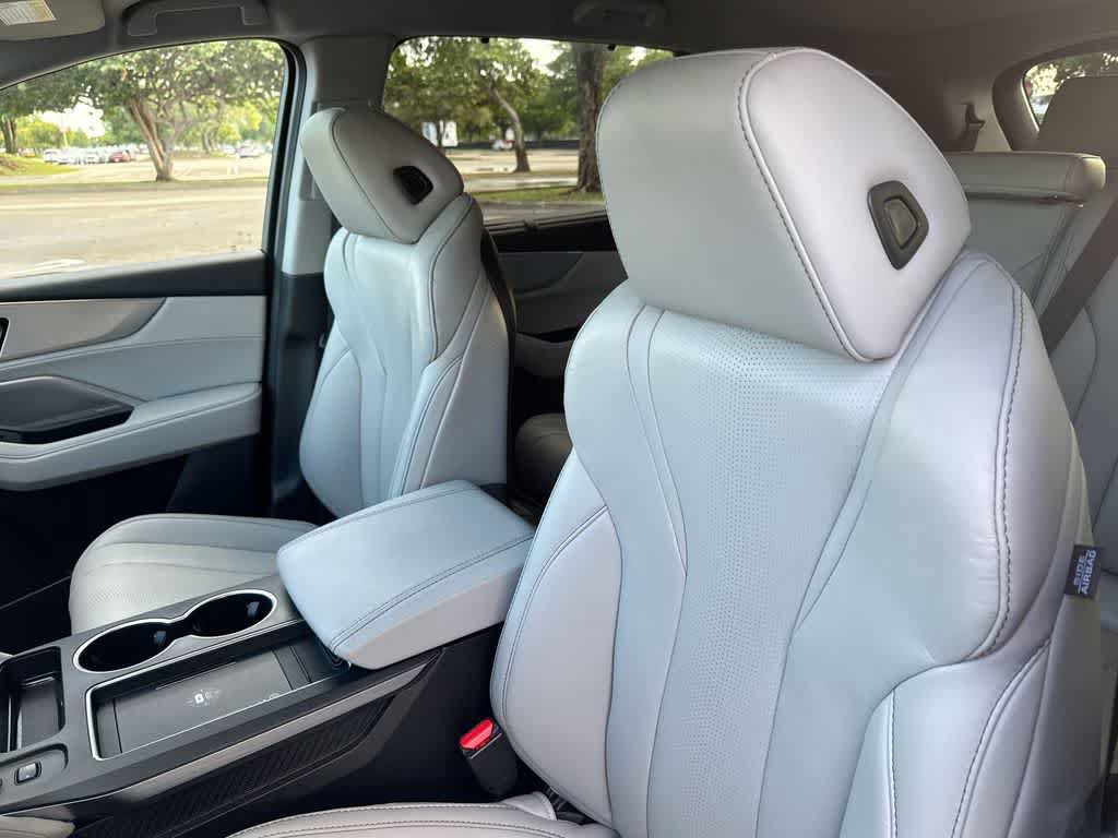 Used 2026 Acura MDX w/ Technology Package FWD image 14