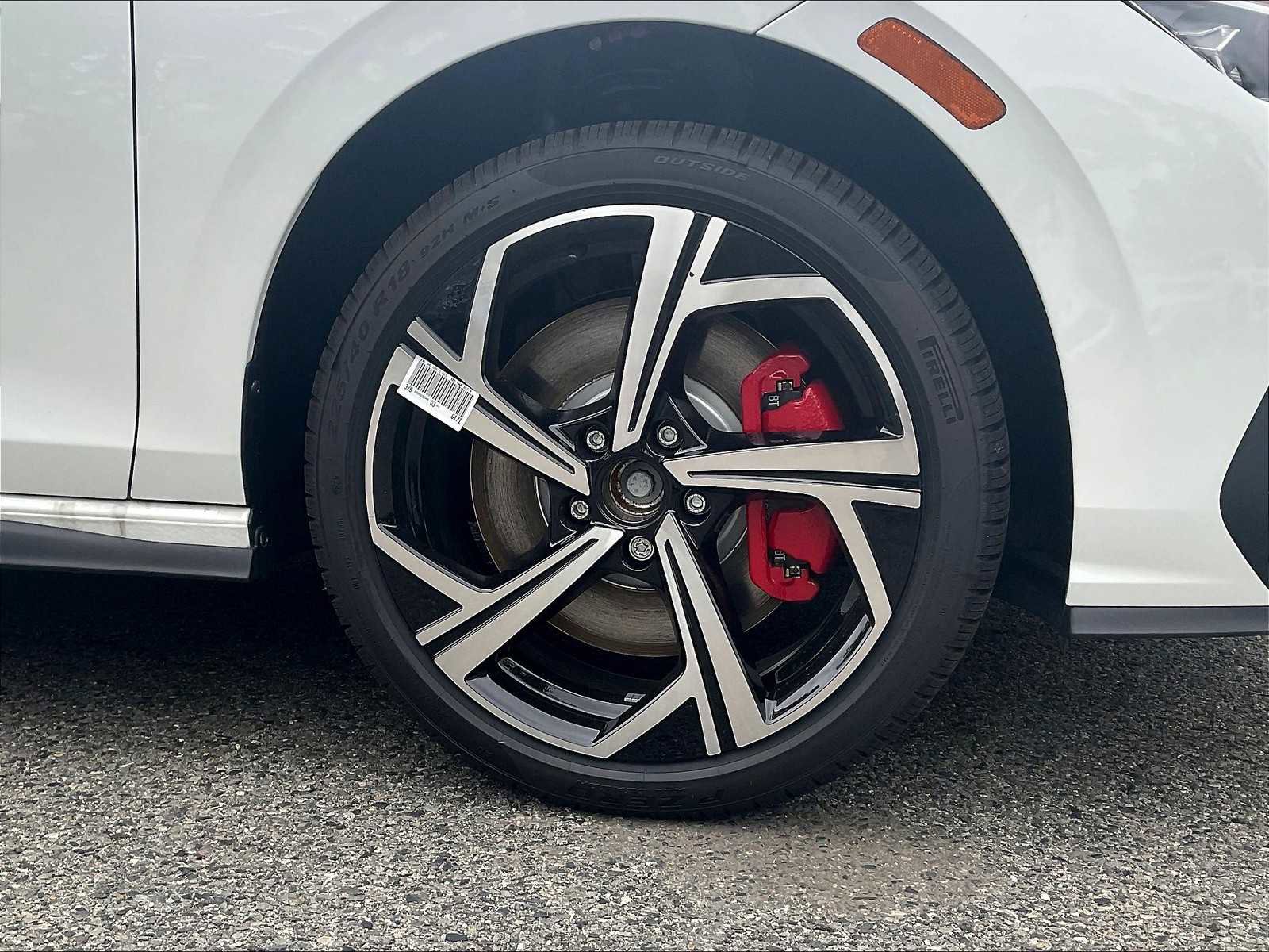 New 2025 Volkswagen GTI SE image 8