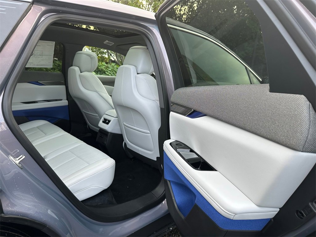 New 2026 Cadillac Optiq Luxury 2 image 13