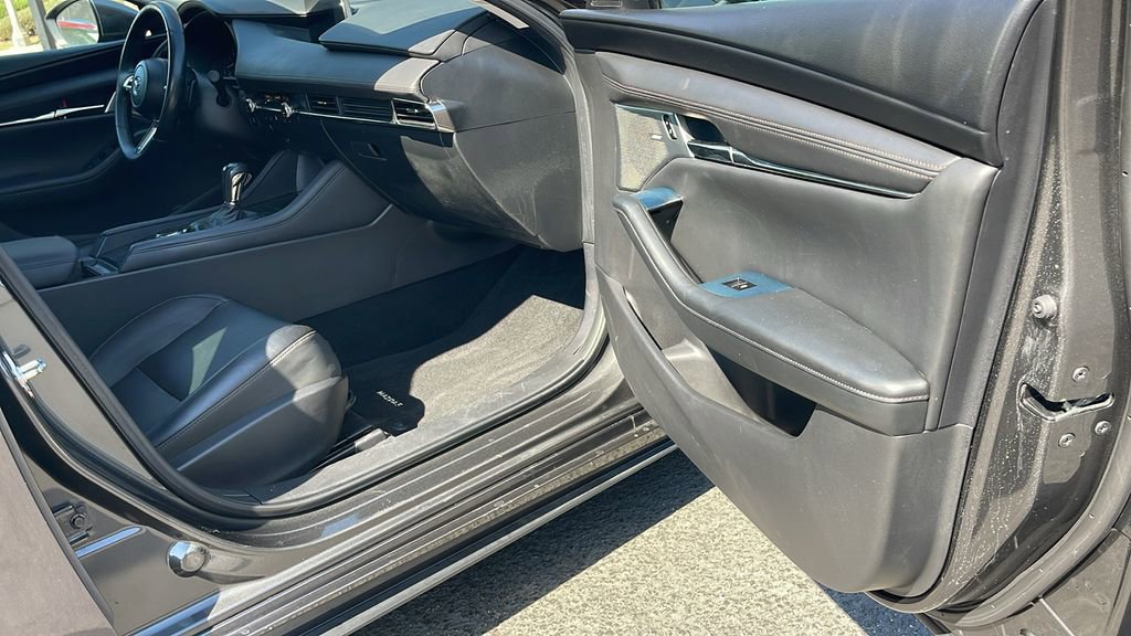 Used 2019 MAZDA MAZDA3 Sedan w/ Premium Package image 33