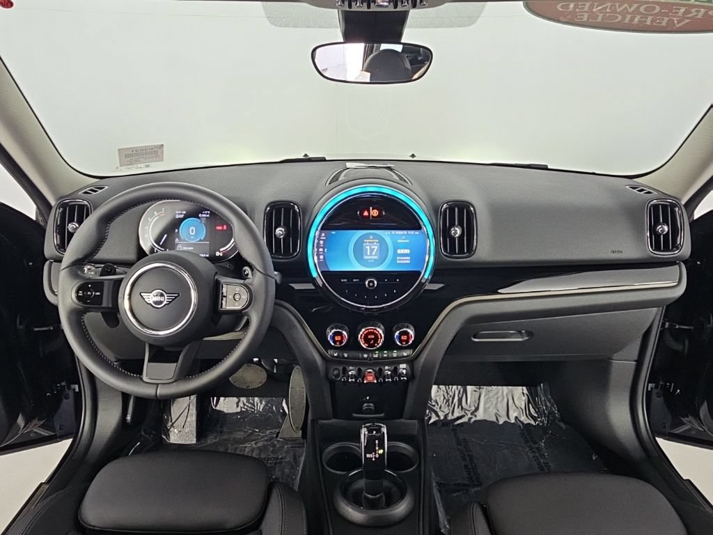 Certified 2024 MINI Cooper Countryman S w/ Storage Package FWD image 25