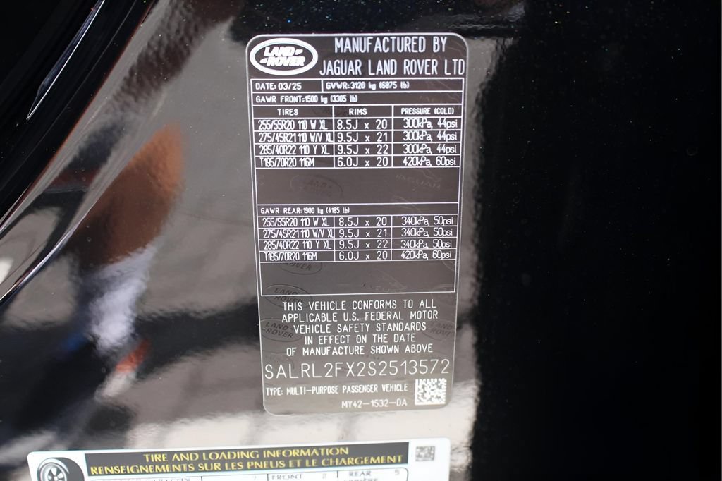 New 2025 Land Rover Discovery Dynamic SE AWD/4WD image 28