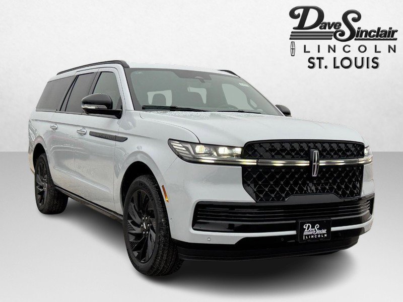 New 2025 Lincoln Navigator L Reserve w/ Jet Appearance Package image 3