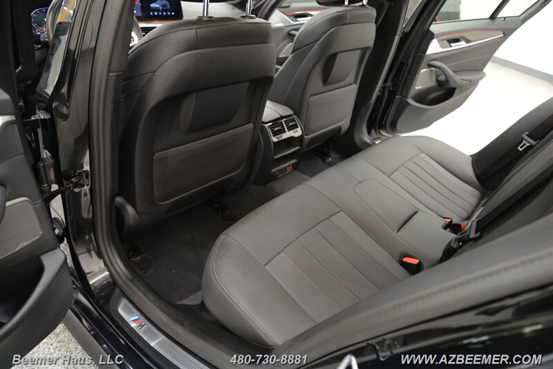 Used 2023 BMW 530i w/ M Sport Package RWD image 31