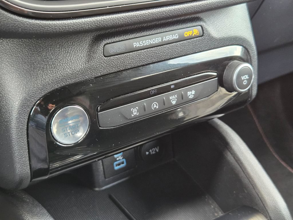 Used 2023 Ford Escape ST-Line w/ Tech Pack #1 AWD/4WD image 17