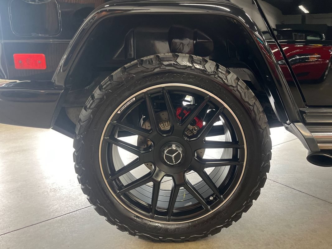 Used 2013 Mercedes-Benz G 63 AMG 4MATIC image 32