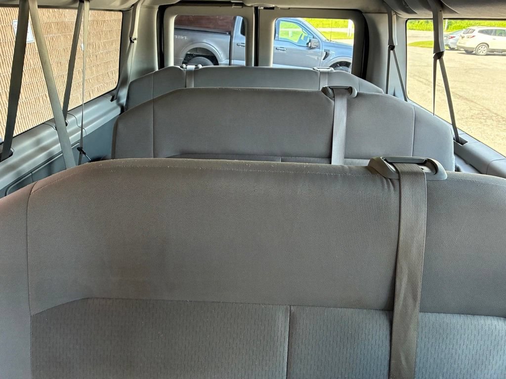 Used 2014 Ford E-350 and Econoline 350 XLT RWD image 14