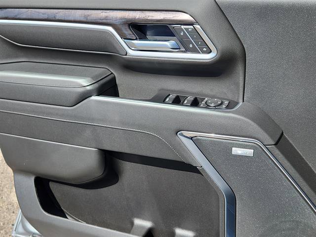 New 2026 Chevrolet Silverado 2500 LTZ w/ LTZ Premium Package image 6