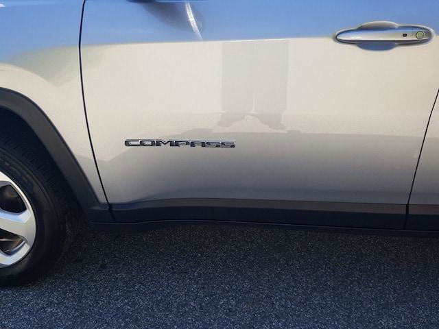 Certified 2019 Jeep Compass Latitude w/ Popular Equipment Group AWD/4WD image 22