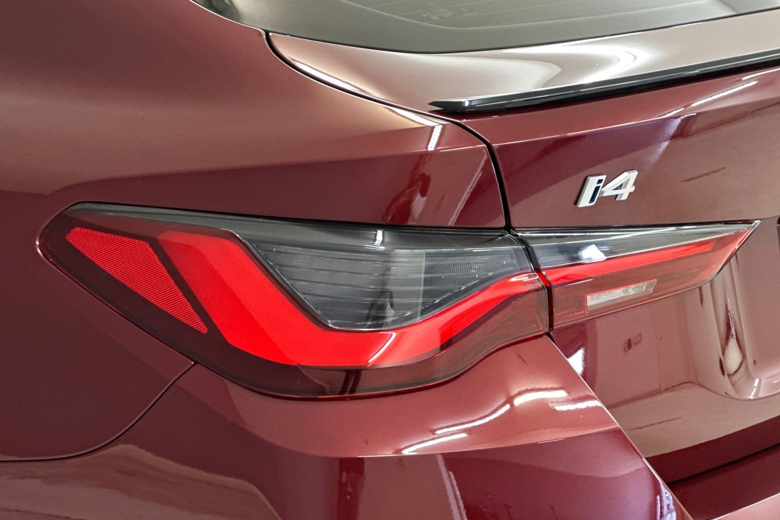 Certified 2024 BMW i4 eDrive35 w/ M Sport Package image 12