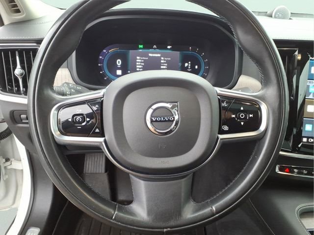 Used 2022 Volvo S90 B6 Inscription w/ Advanced Package image 22