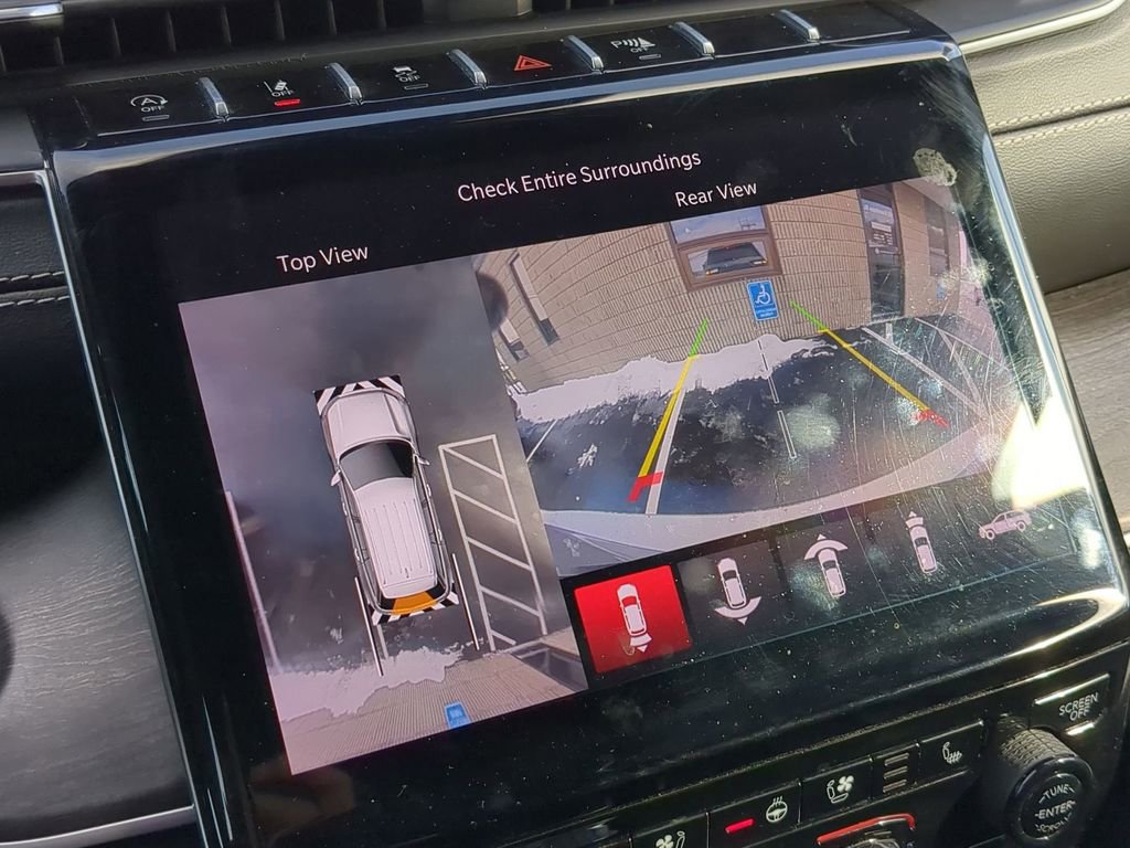 Used 2024 Jeep Grand Cherokee L Limited w/ Luxury Tech Group II image 21