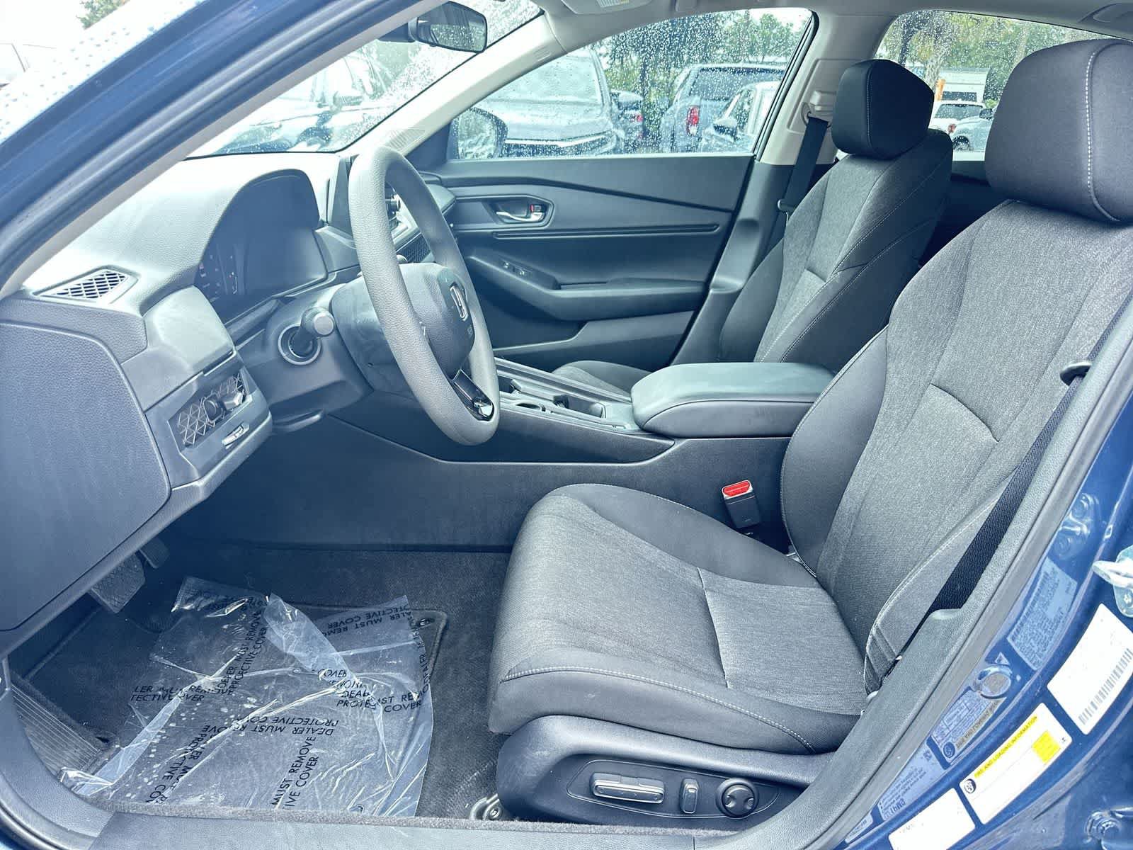 Used 2023 Honda Accord EX image 21