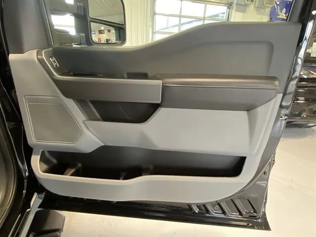 Used 2025 Ford F250 XLT image 23