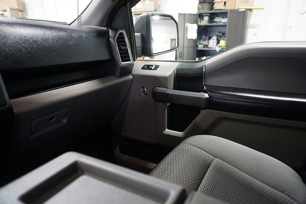 Used 2016 Ford F150 XLT image 26