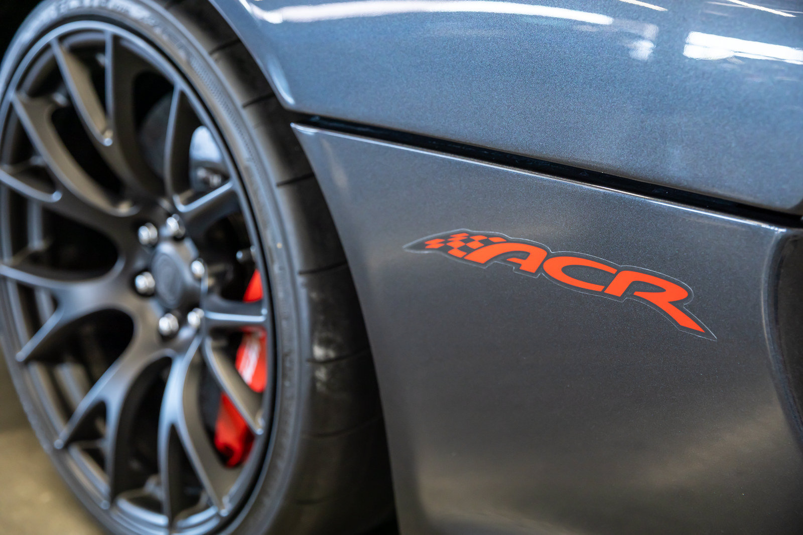 Used 2016 Dodge Viper ACR w/ Exterior Carbon Fiber Package RWD image 25