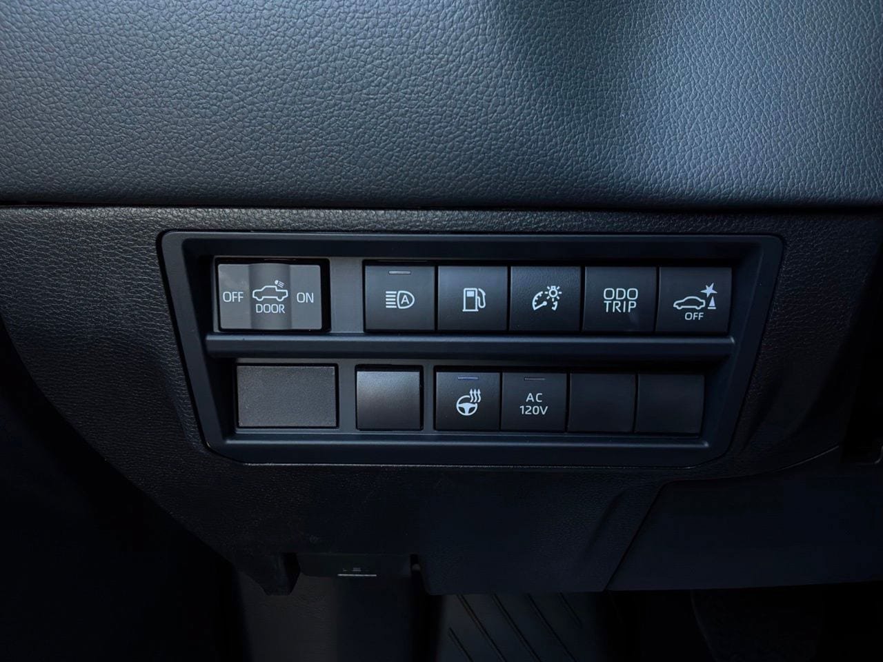 New 2026 Toyota Tundra Limited AWD/4WD image 23