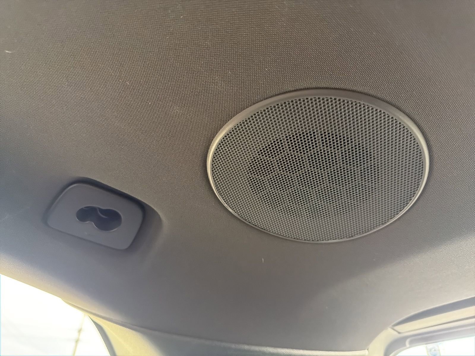 Certified 2025 Volvo XC60 T8 Plus w/ Protection Package Premier image 90