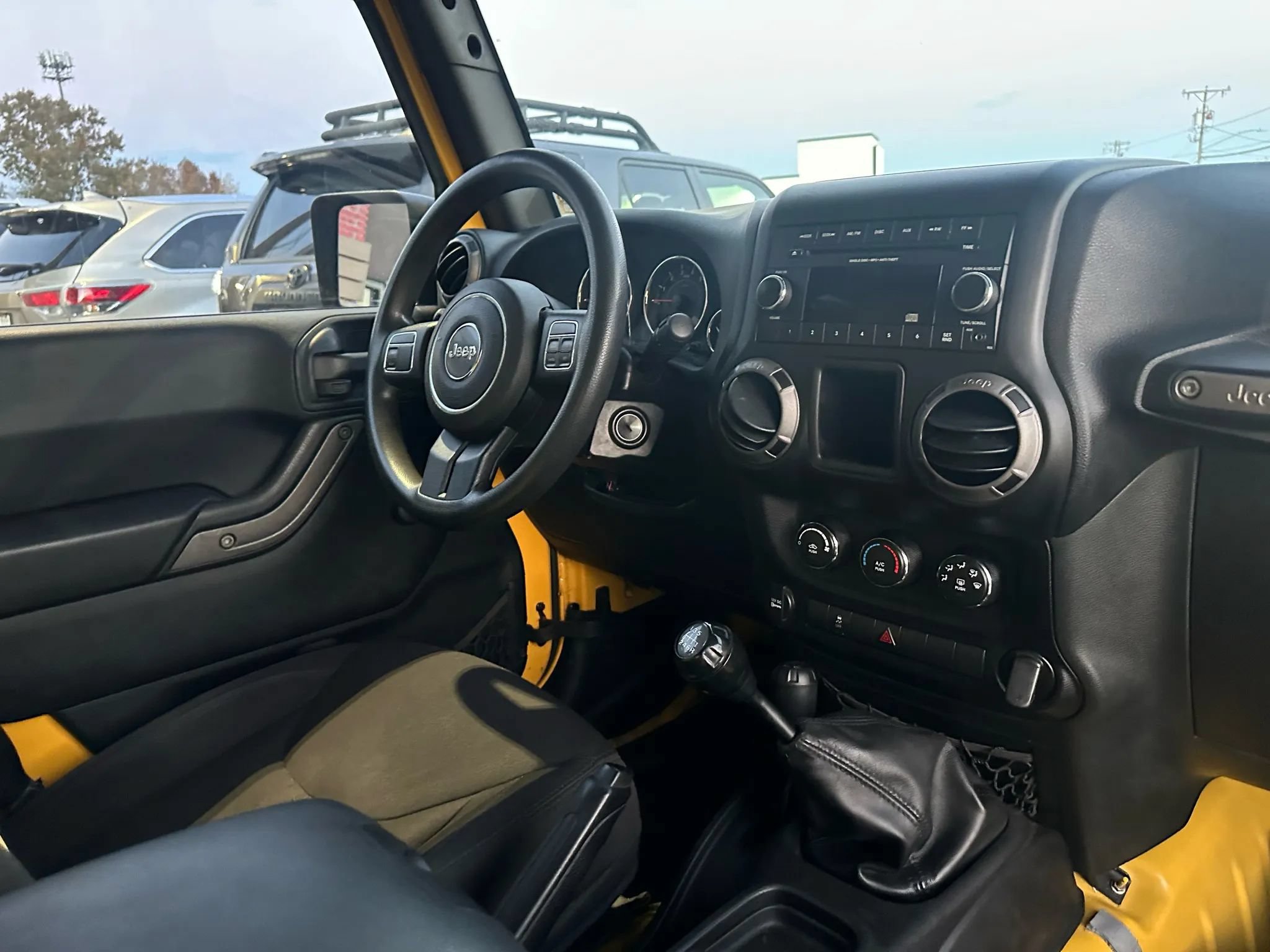 Used 2015 Jeep Wrangler Unlimited Sport AWD/4WD image 23