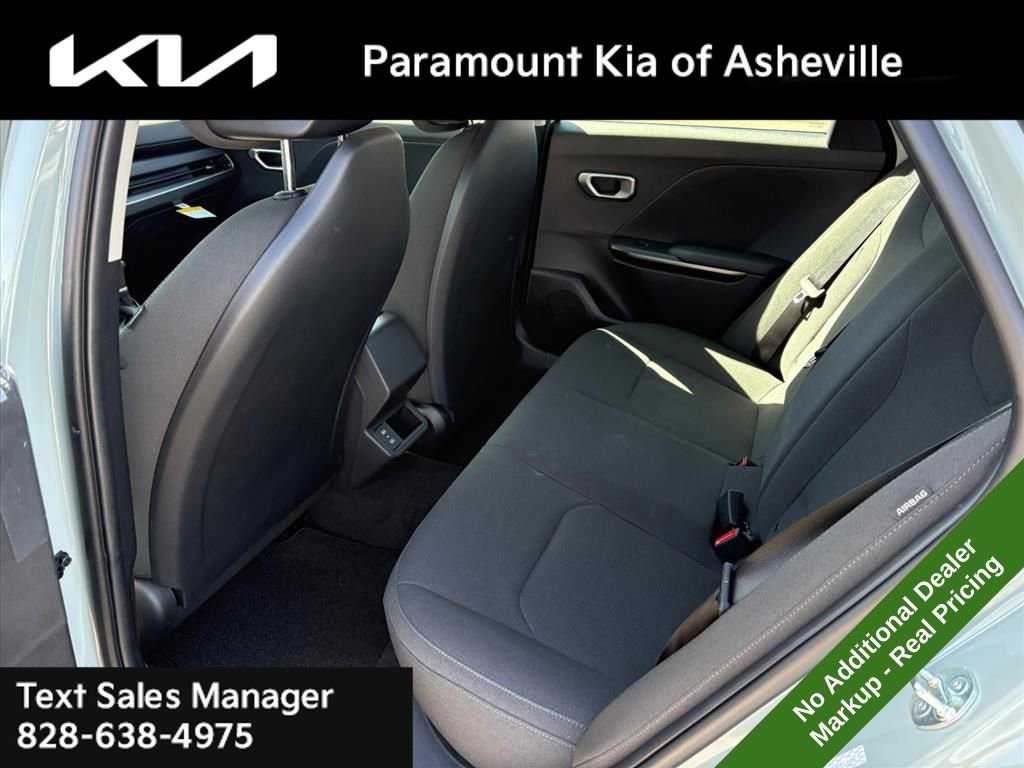 New 2026 Kia K4 FWD image 19