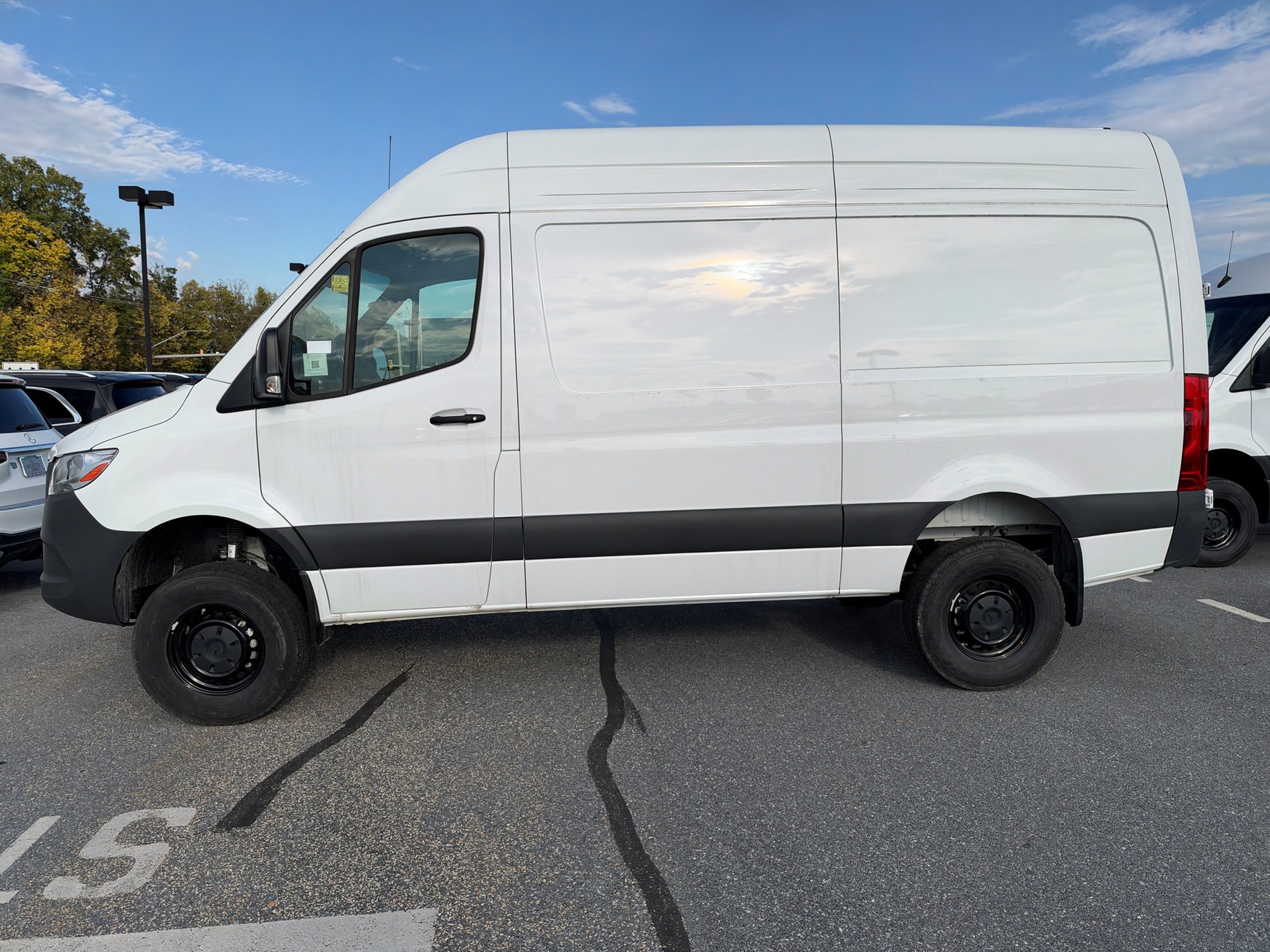 Used 2025 Mercedes-Benz Sprinter 2500 image 7